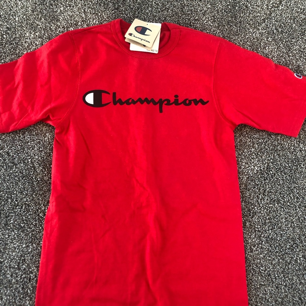 NWT Champion short sleeve shirt